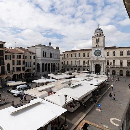 Enjoy Home - Appartamento Orologio, Piazza Dei Signori Padwa Zewnętrze zdjęcie