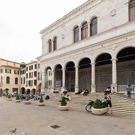 Enjoy Home - Appartamento Orologio, Piazza Dei Signori Padwa Zewnętrze zdjęcie