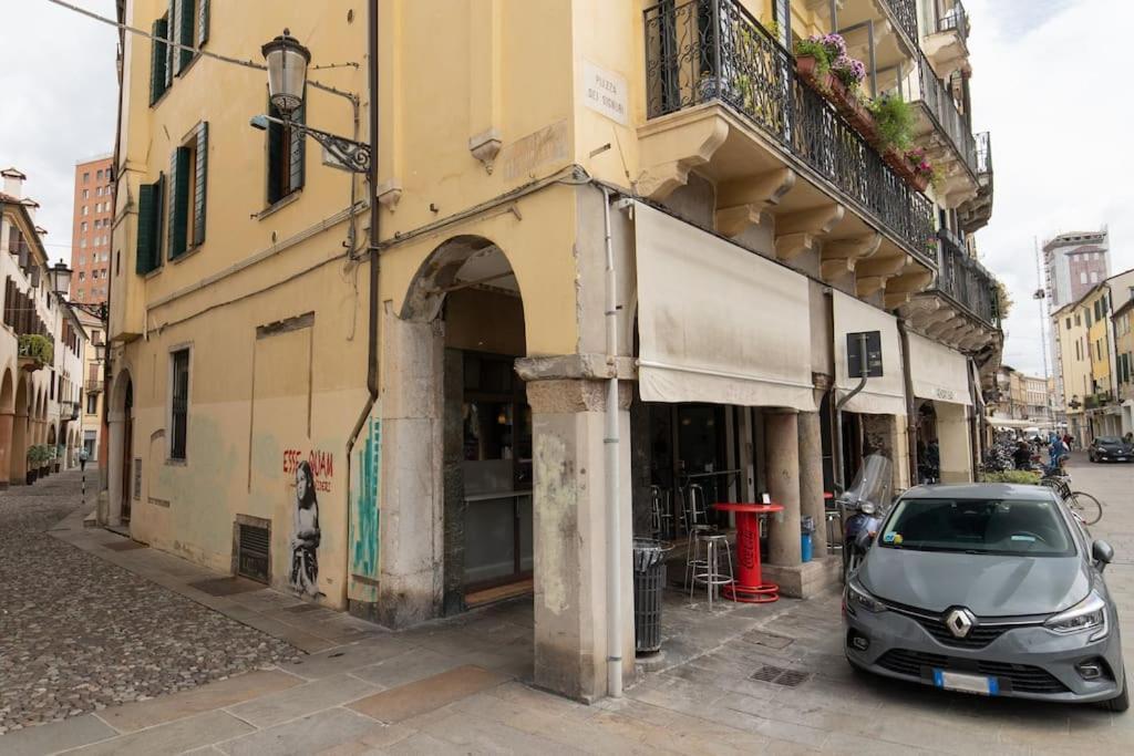 Enjoy Home - Appartamento Orologio, Piazza Dei Signori Padwa Zewnętrze zdjęcie
